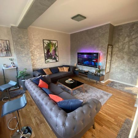 Apartman "Amy Delux" เซนิซา ภายนอก รูปภาพ