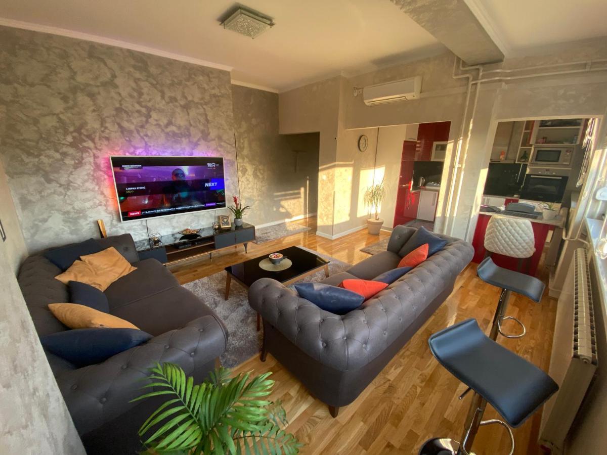 Apartman "Amy Delux" เซนิซา ภายนอก รูปภาพ